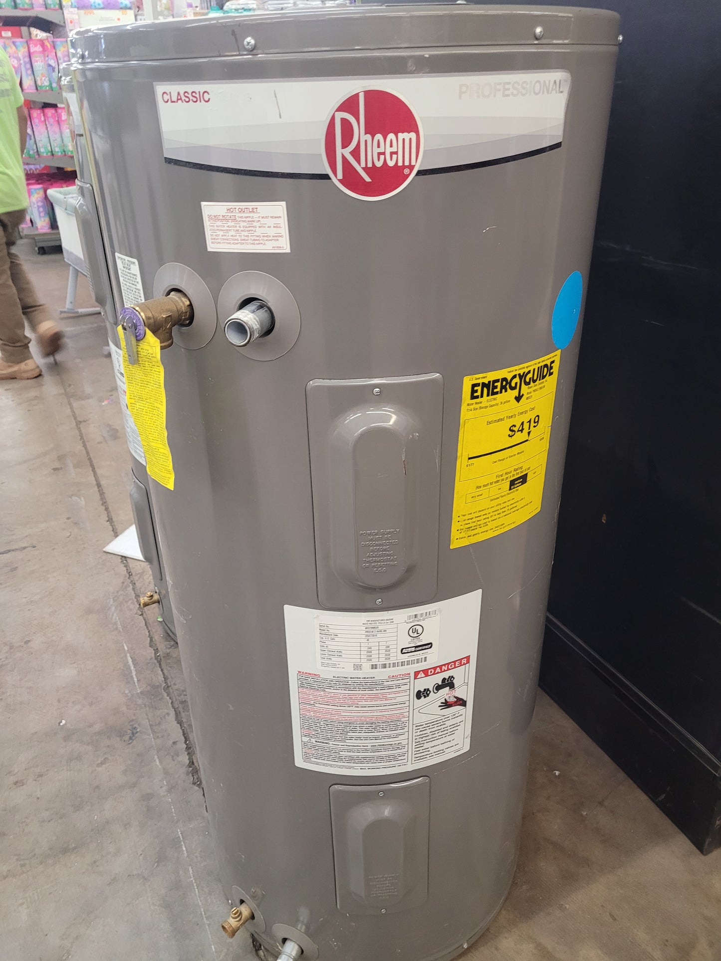 RHEEM Electric Water Heater 240V AC 40-gal 4,500 W Single Phase 48.3 in Ht, 21 gph @ 90°F