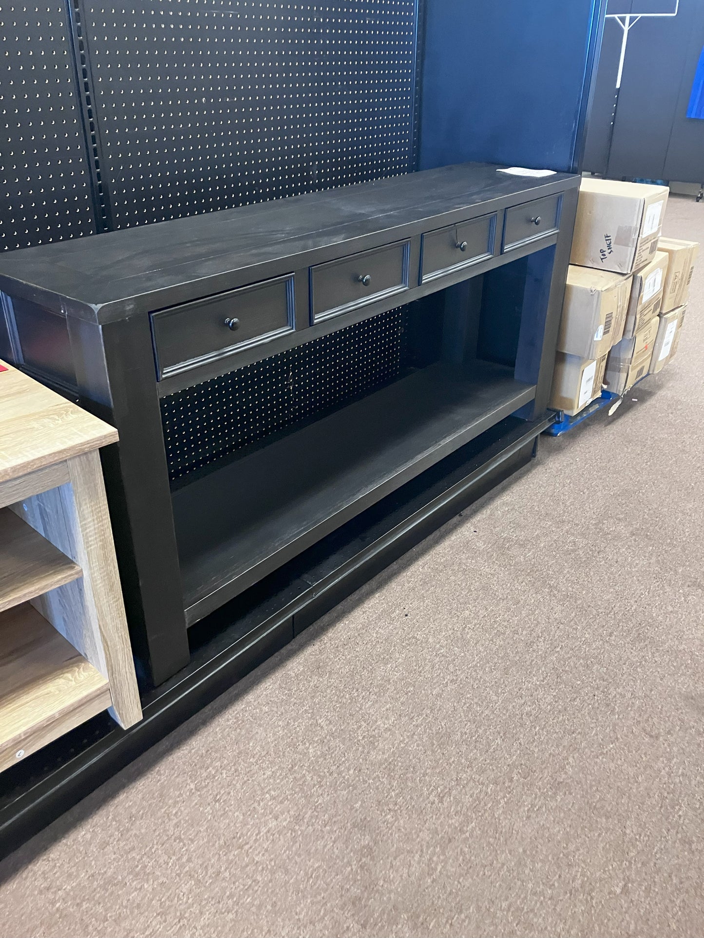 *Signature Design by Ashley Casual Gavelston Sofa/Console Table