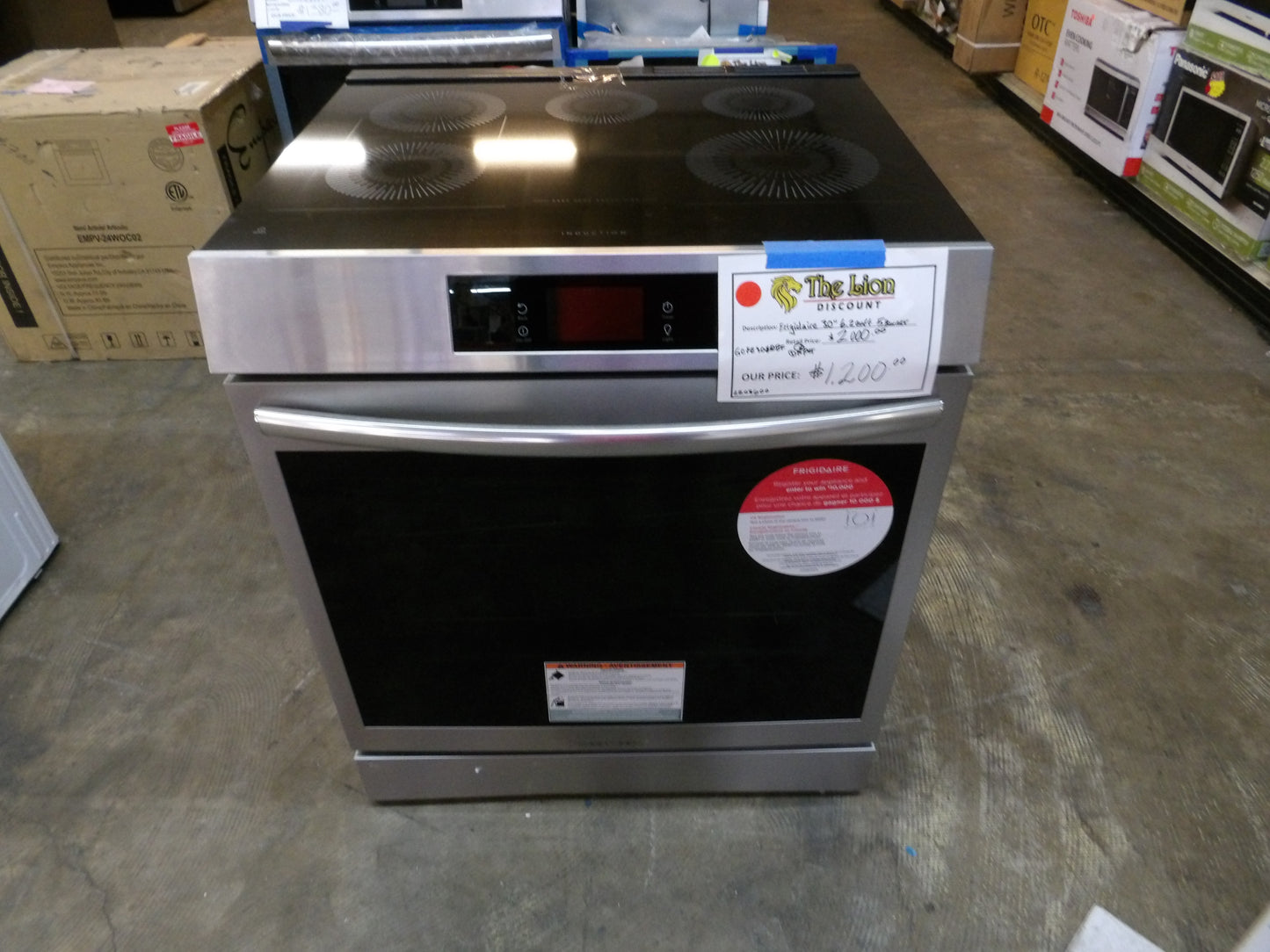 New Frigidaire GCFI3060BF Slide in Induction range w 6.2 cu ft convection oven