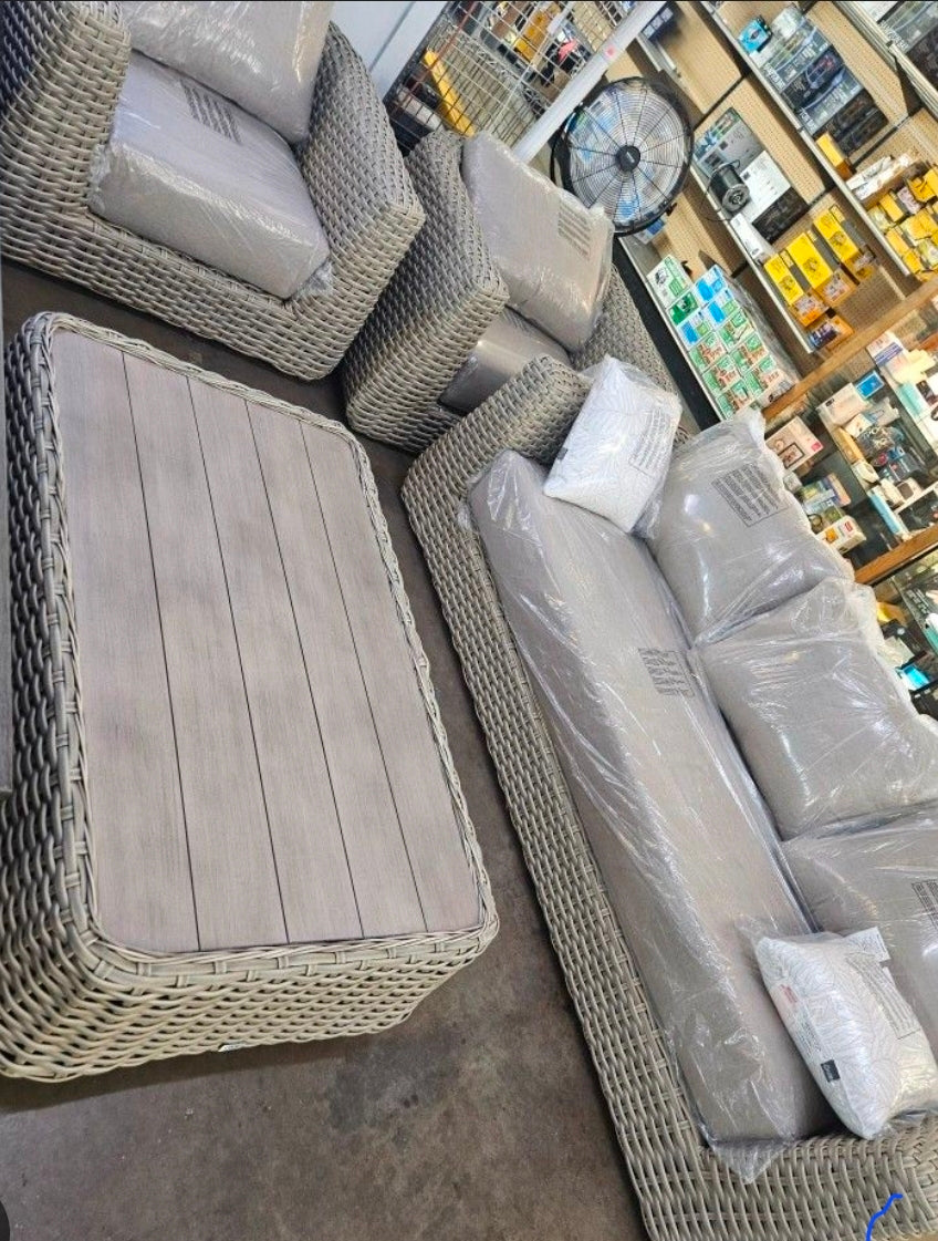 Vail 4-piece Outdoor Patio Seating Set