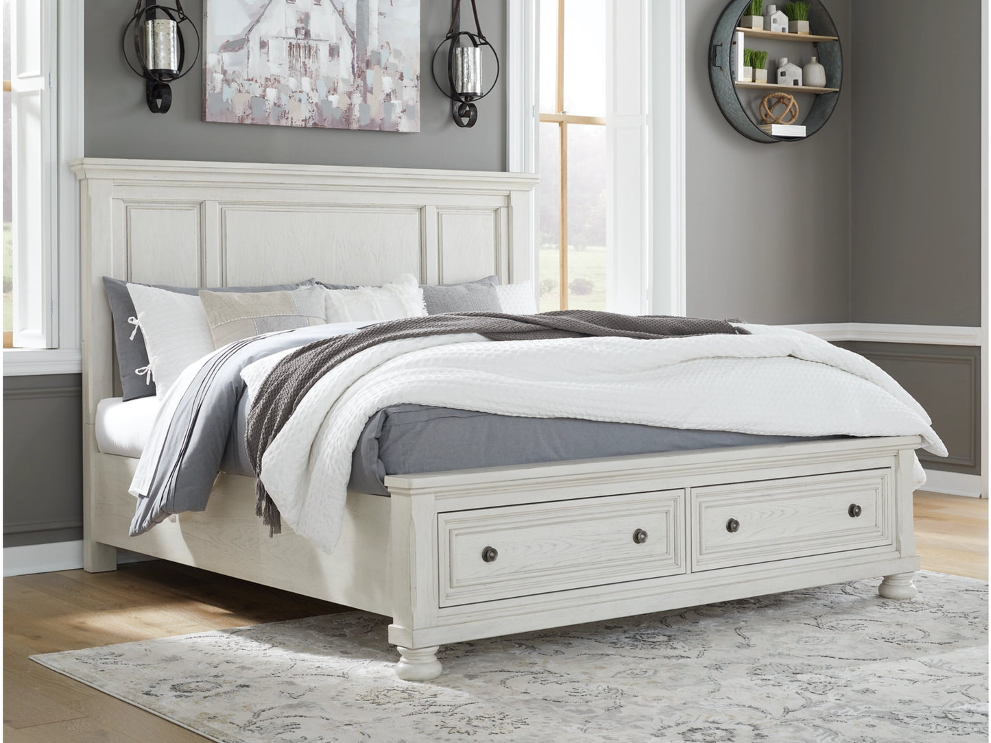 *Robbinsdale Queen Panel Bed with 2 Storage Drawers