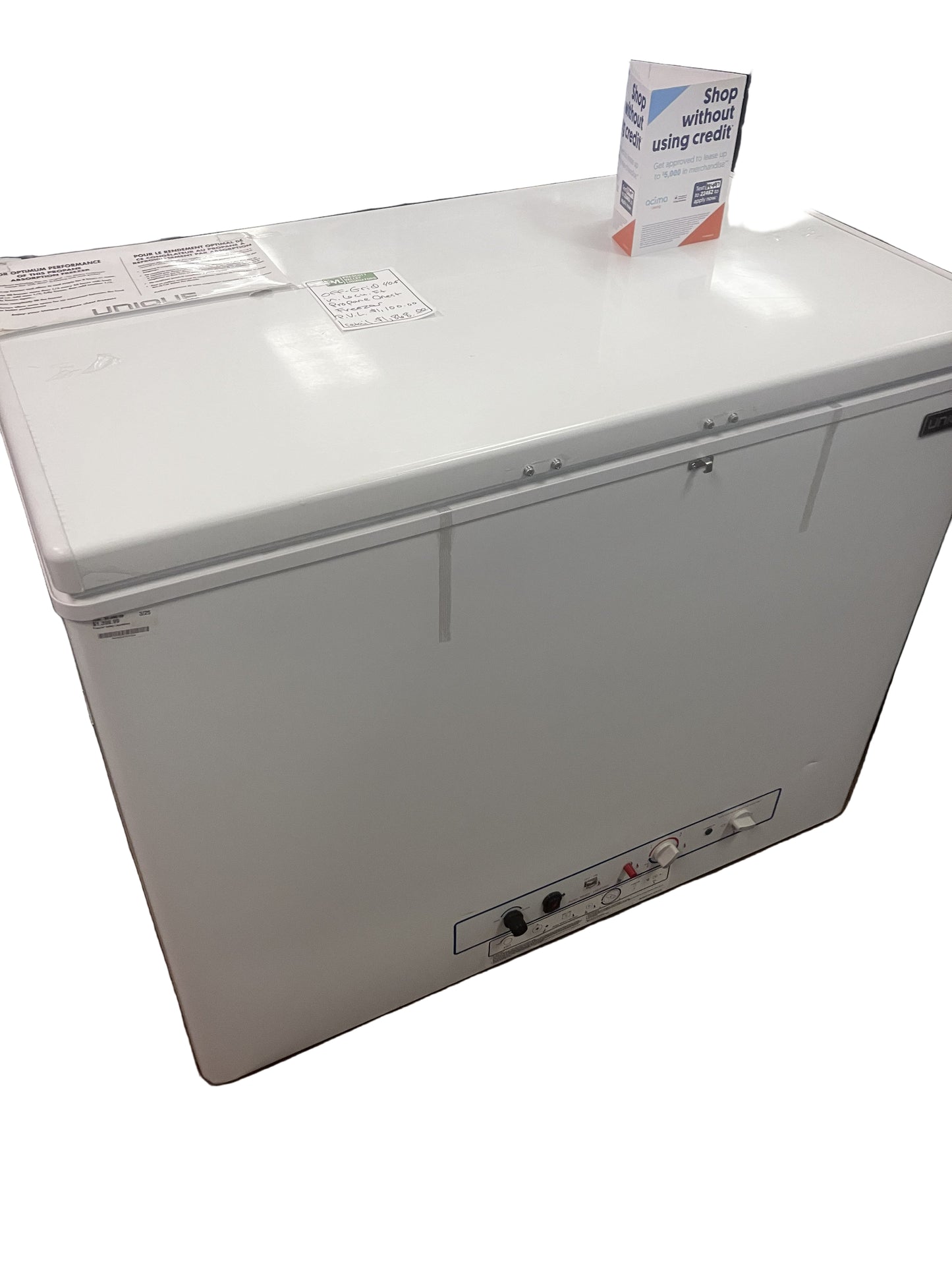 *UNIQUE Off-Grid 6 cu/ft White Propane Freezer Standard Model