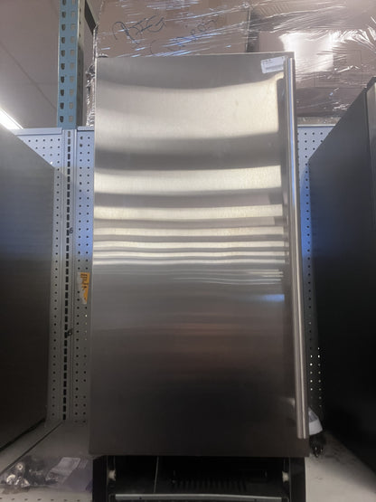 *Maxx Ice Premium Indoor Self-Contained Ice Machine